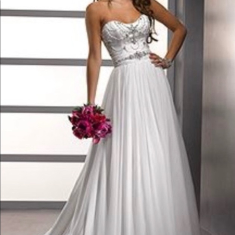 Sottero and Midgley couture sweetheart A line gown - Picture 1 of 7